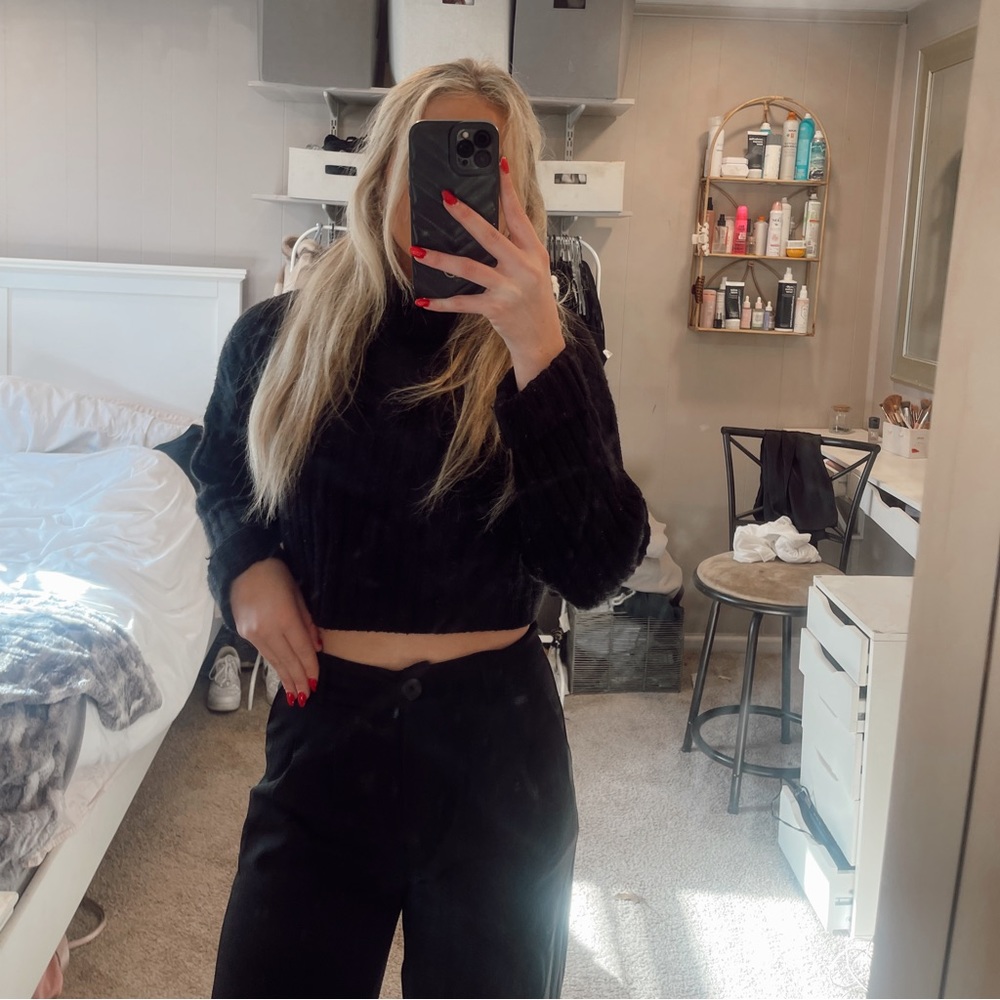 FOREVER 21 knit turtleneck sweater S